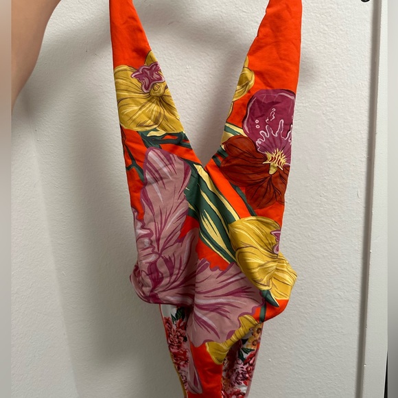 MAAJI REVERSIBLE ONE PIECE - NEVER WORN - Picture 3 of 4